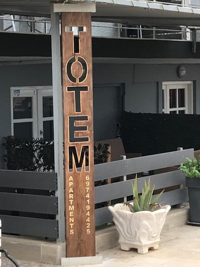 Totem Apartments 尼亚普拉加 外观 照片