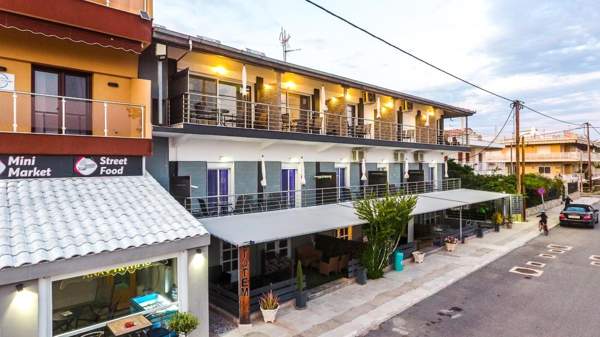 Totem Apartments 尼亚普拉加 外观 照片
